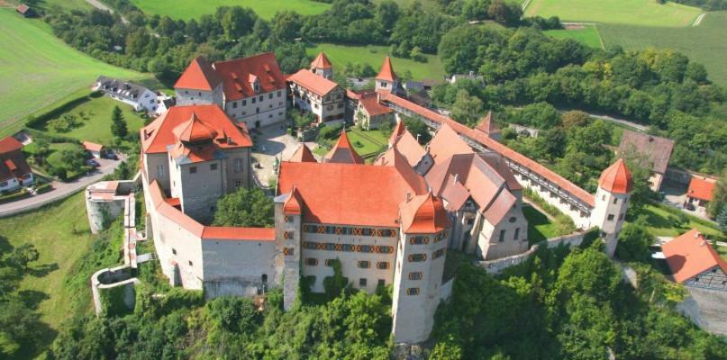 Old Town Center Apartments On The Romantic Road Harburg  Eksteriør billede
